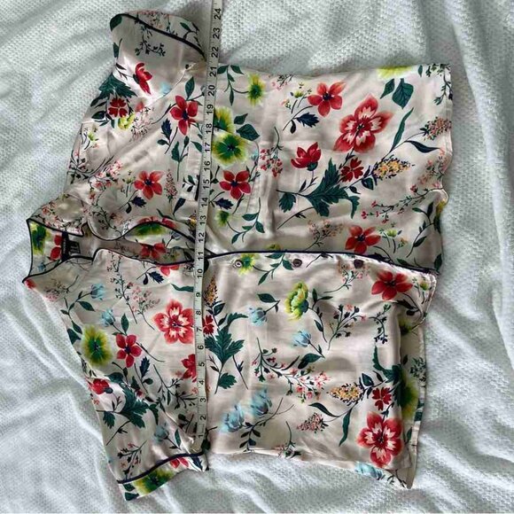 Floral Print Silky Pajama Top - Picture 2 of 3